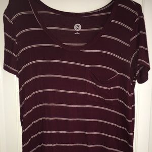 Maroon and white stripped tee shirt